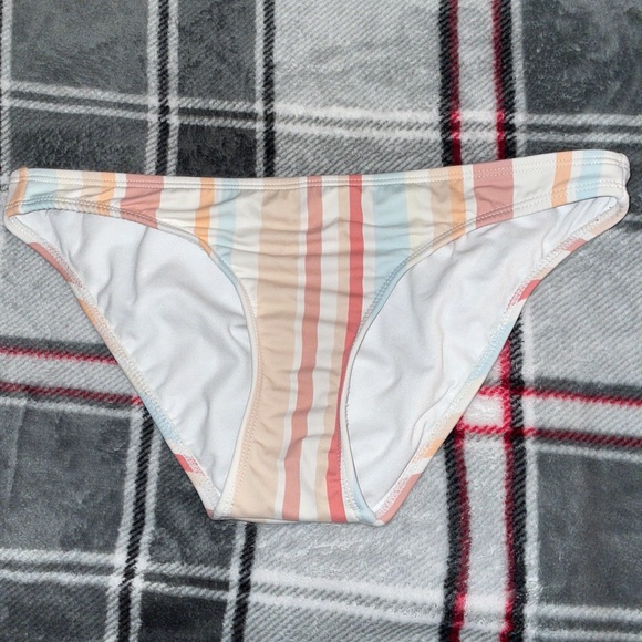 Target Bikini Top/Bottom Set - Picture 1 of 6